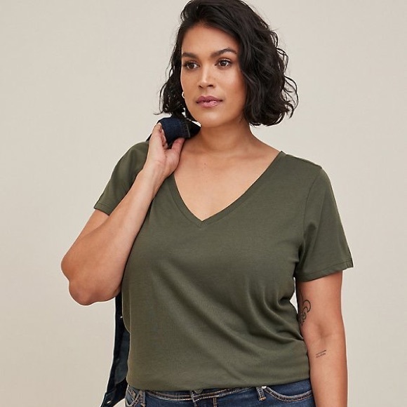 Torrid Girlfriend Signature Jersey V-Neck Tee Olive Green - Picture 1 of 5
